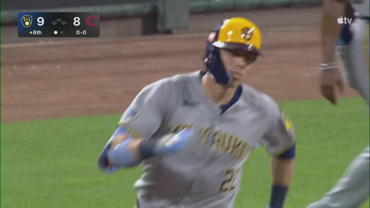 Yelich's second HR gives Brewers a lead after 8-1 deficit