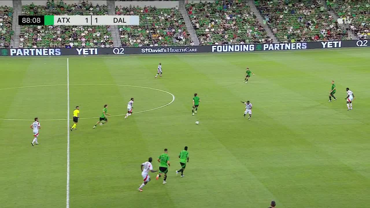 Brad Stuver makes a great save