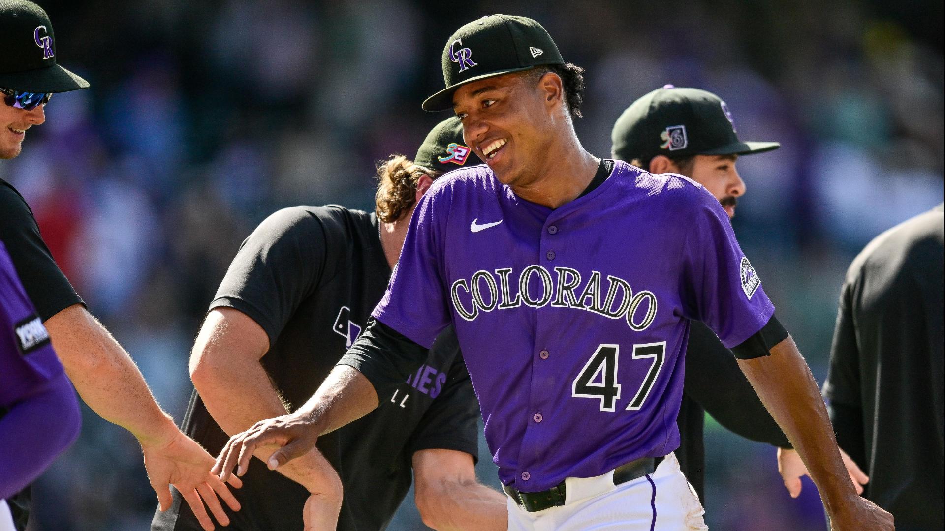 Rockies closer gets knocked down while making game-ending catch
