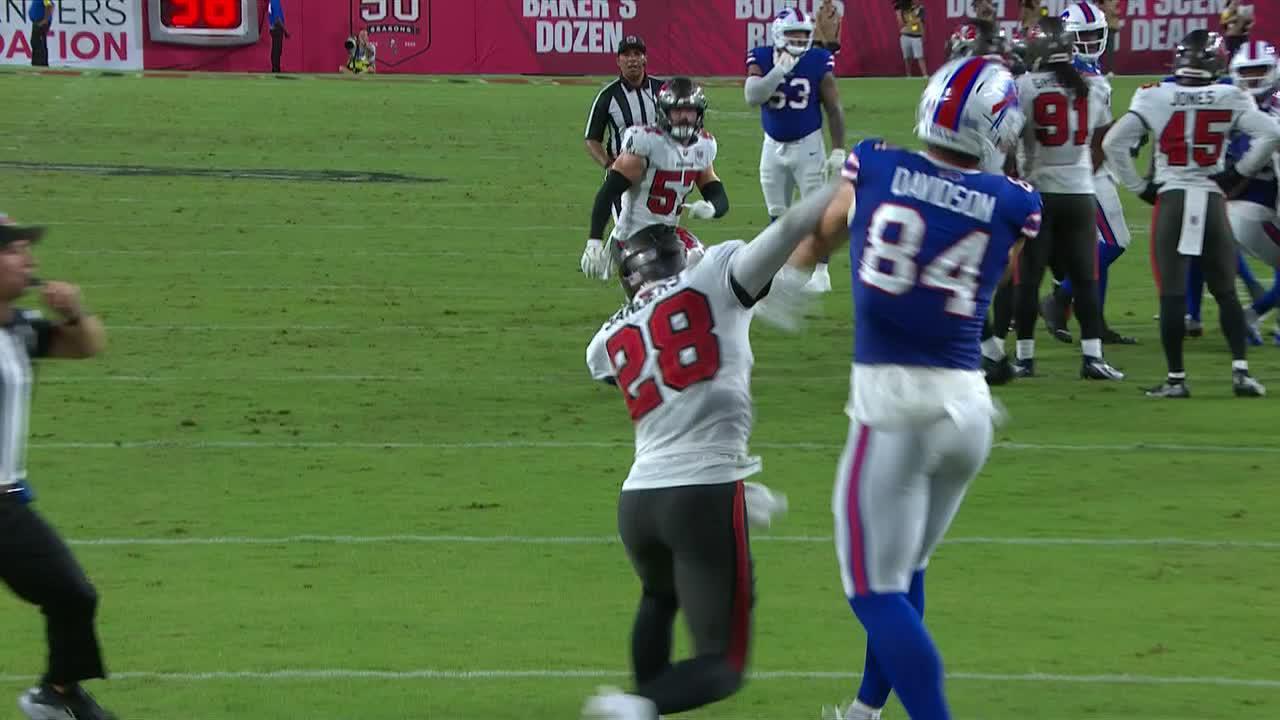 Bucs' Shilo Sanders ejected after punching Bills' Zach Davidson