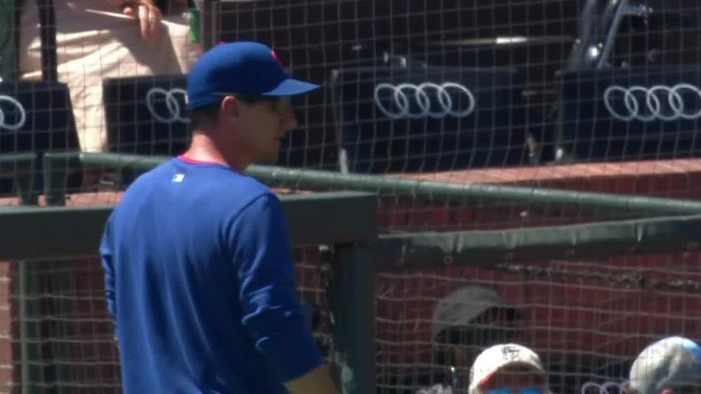 Craig Counsell gets ejected early in Cubs' loss