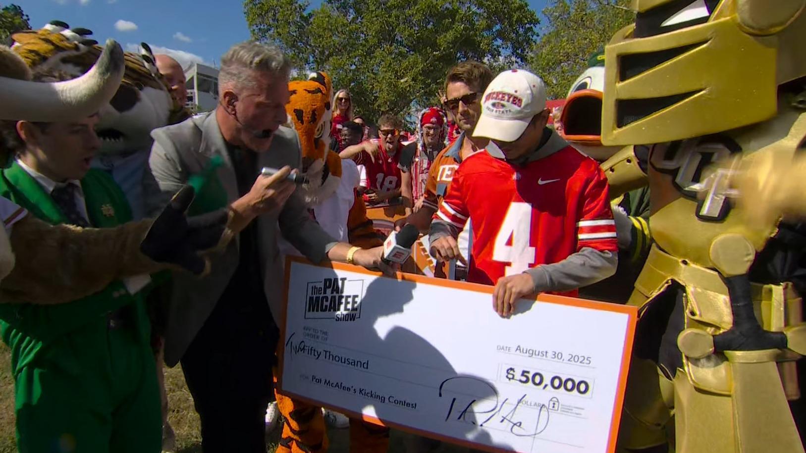 Ohio State student nails field goal attempt for $250,000