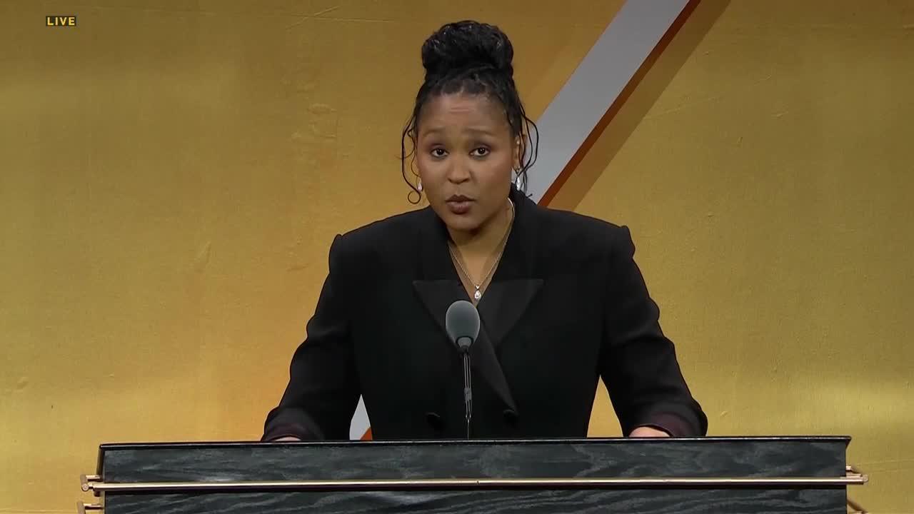Maya Moore thankful in HOF speech for those who supported her
