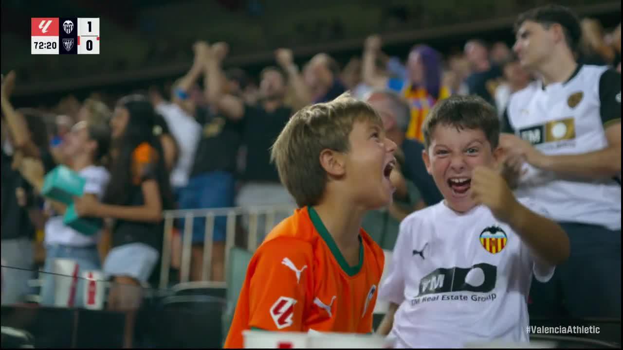 Baptiste Santamaria scores in the 73'