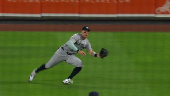 Nationals’ Jacob Young Makes Physics-Defying Kick-Save Catch, Robs Mets’ Home Run at Citi Field