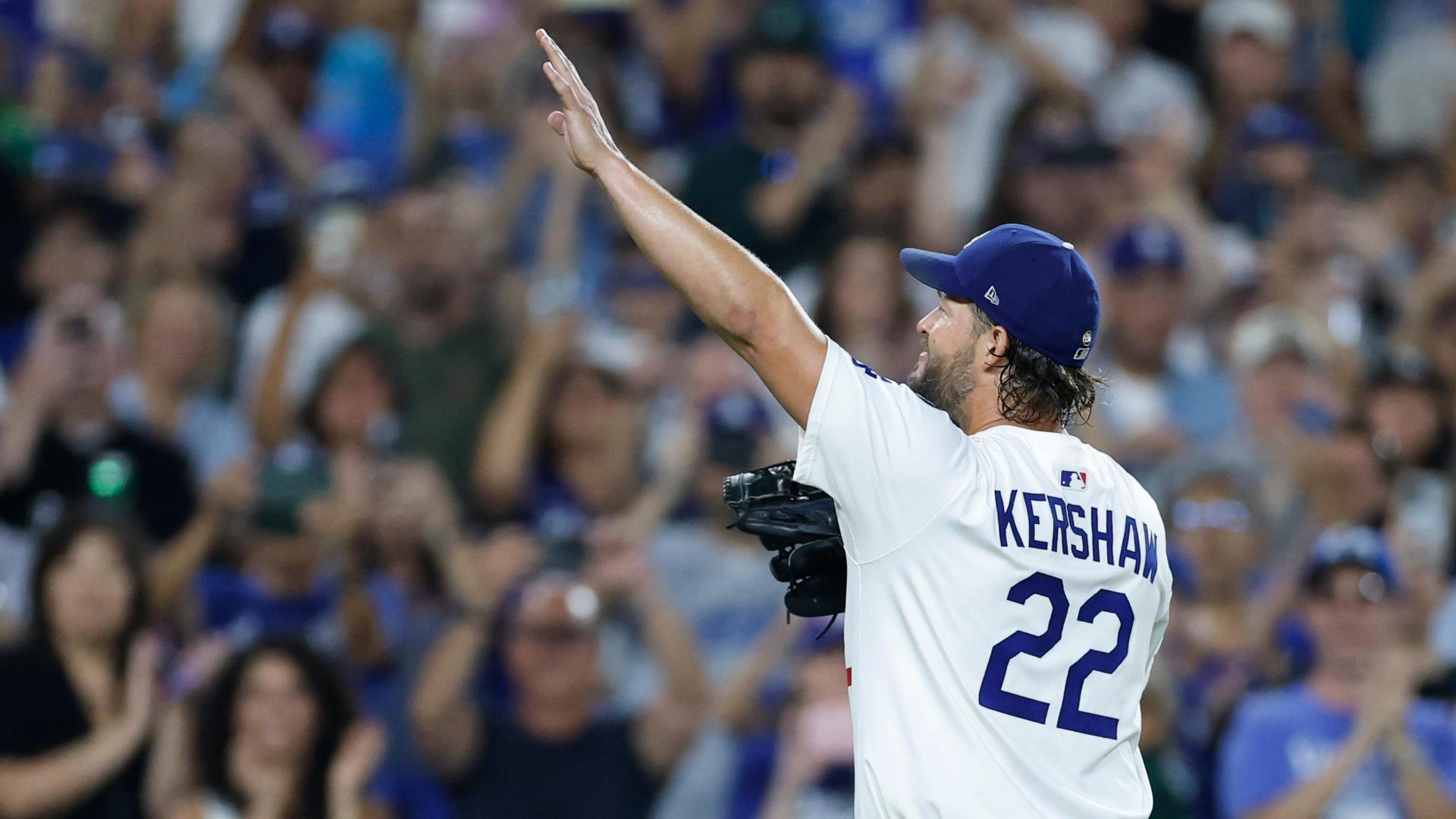 Kershaw receives huge ovations in final regular season start at Dodger Stadium