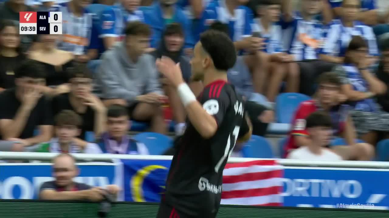 Ruben Vargas gets on the scoresheet for Sevilla