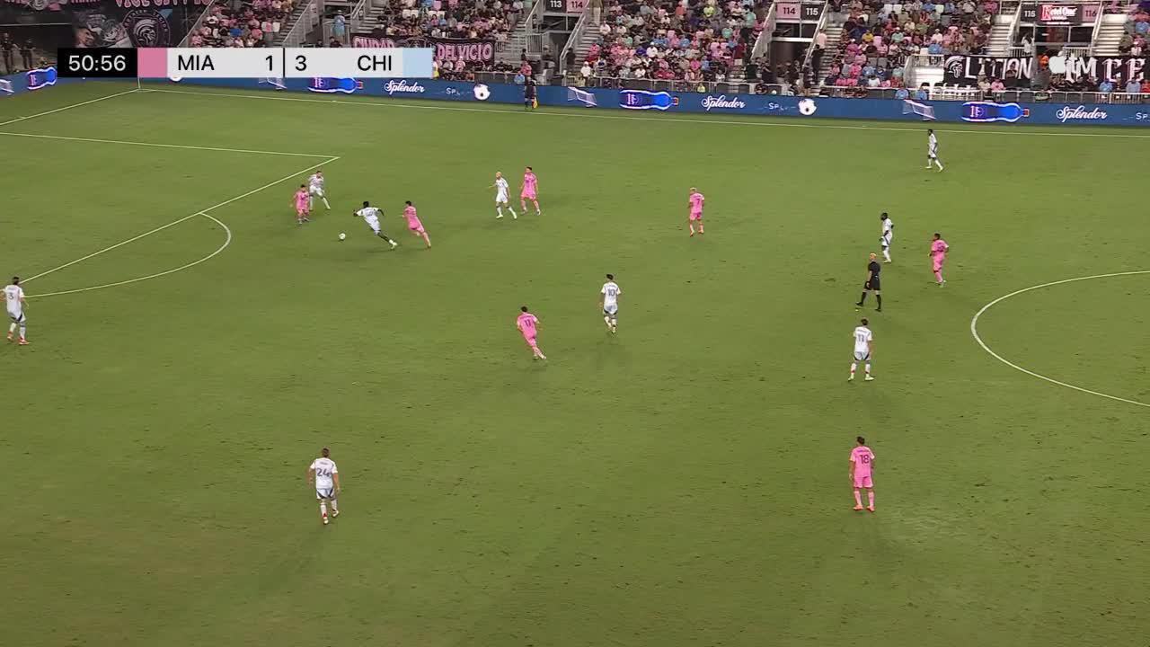 Tadeo Allende hits the woodwork vs. Chicago Fire FC