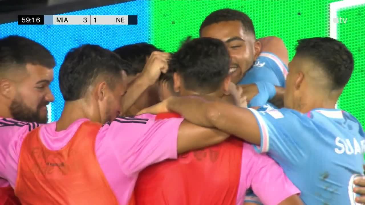 Lionel Messi assists his third goal of the match