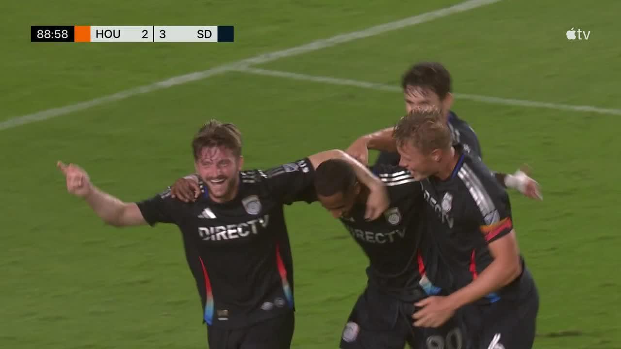Anders Dreyer finds the back of the net for San Diego FC