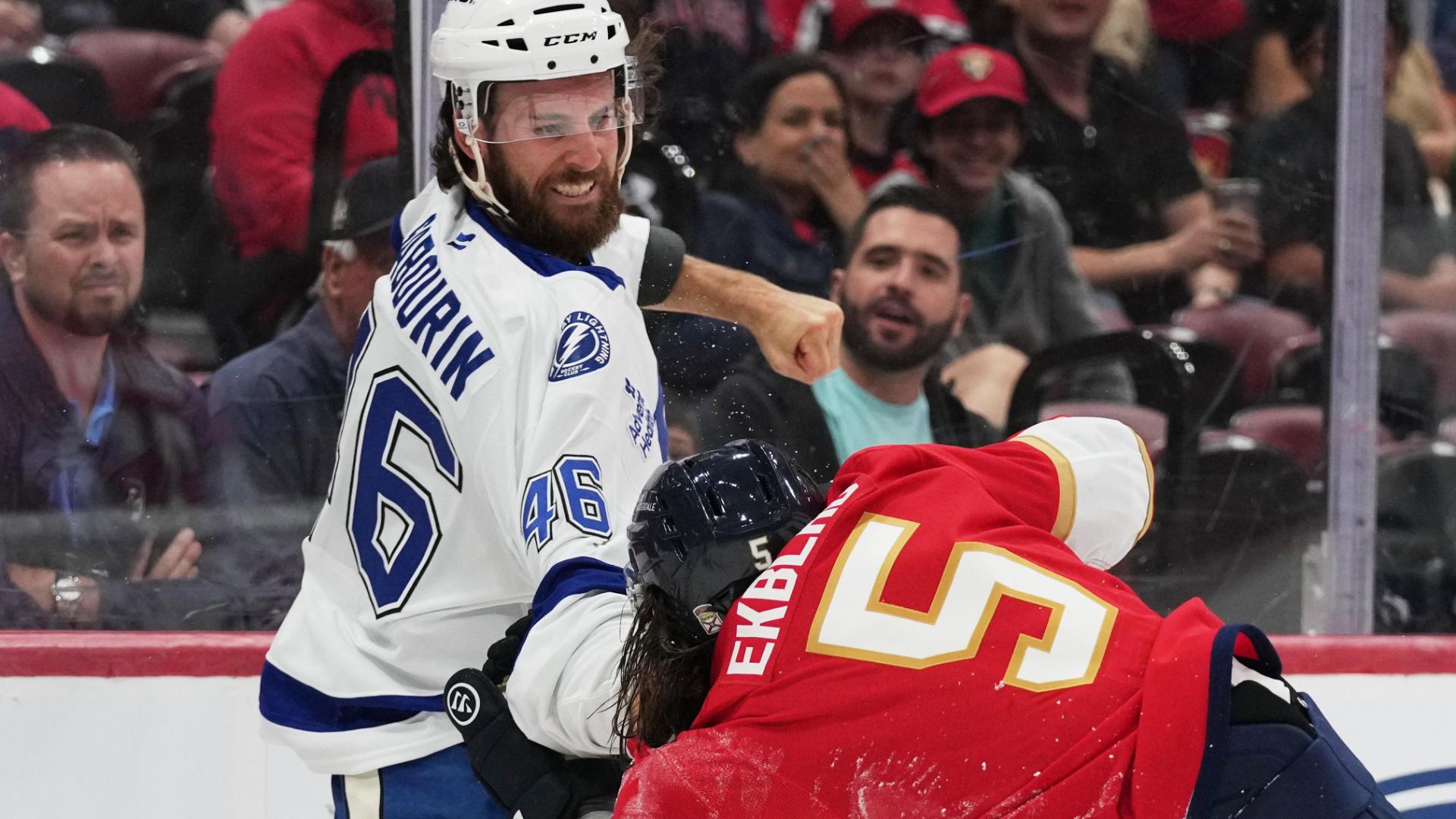 Chaos breaks out in ejection-filled game between Lightning and Panthers