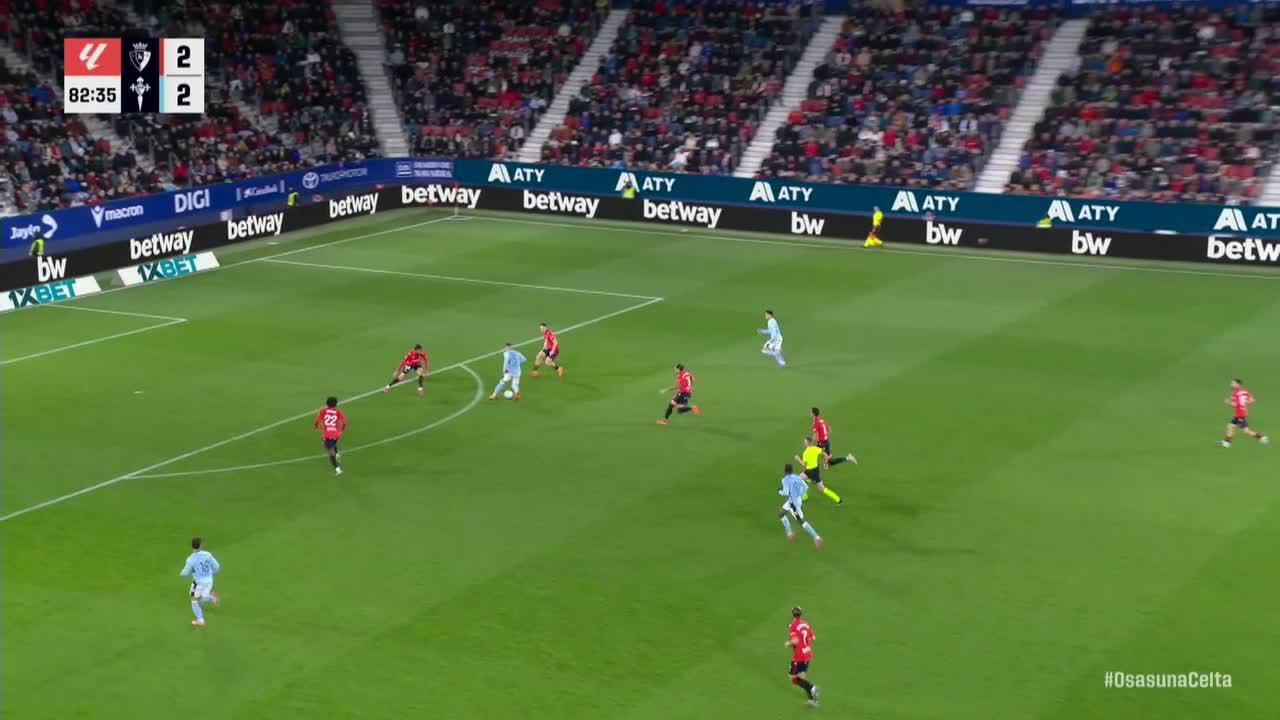 Sergio Herrera with a nice save vs. Osasuna