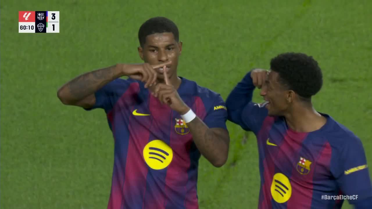 Marcus Rashford gets on the scoresheet for Barcelona