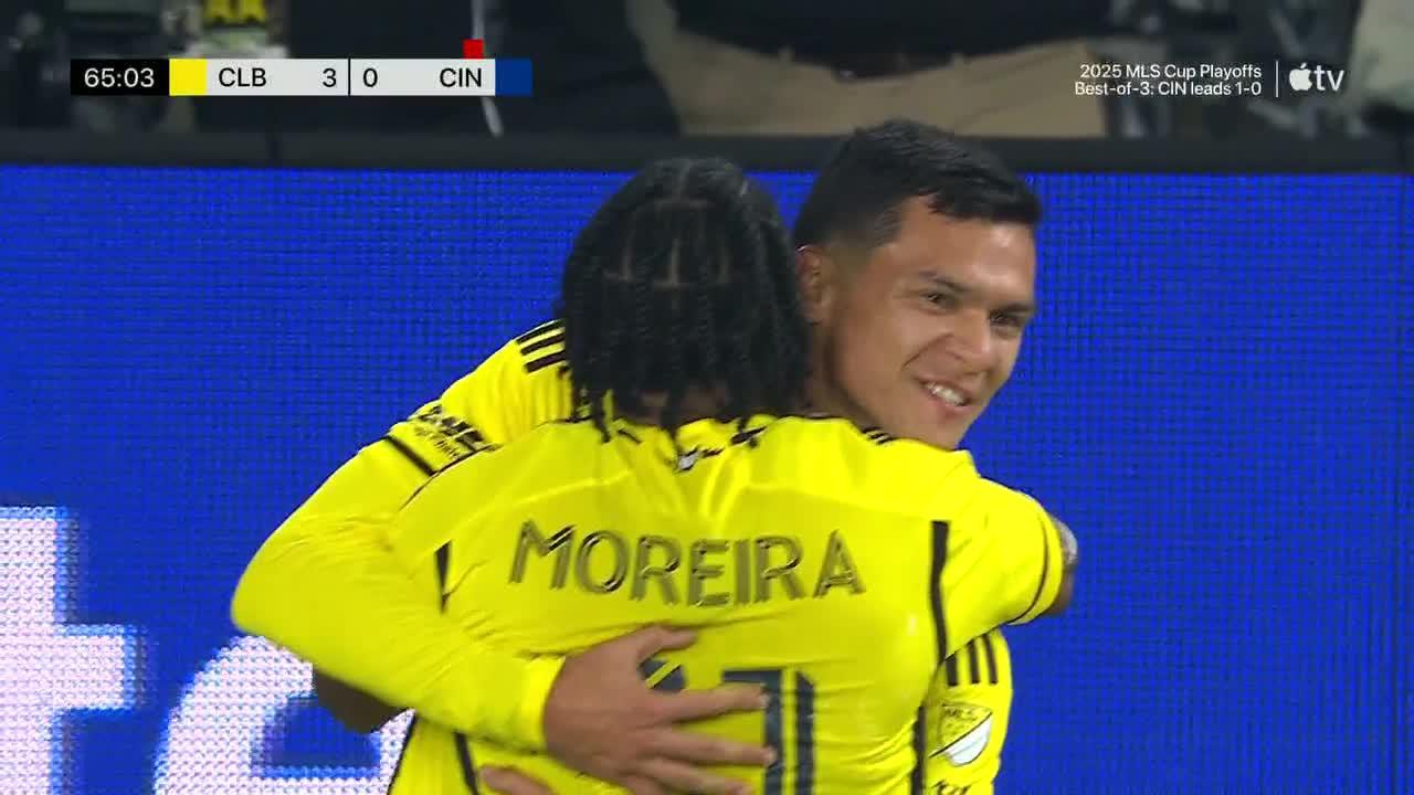 Andrés Herrera slots in the goal for Columbus Crew SC