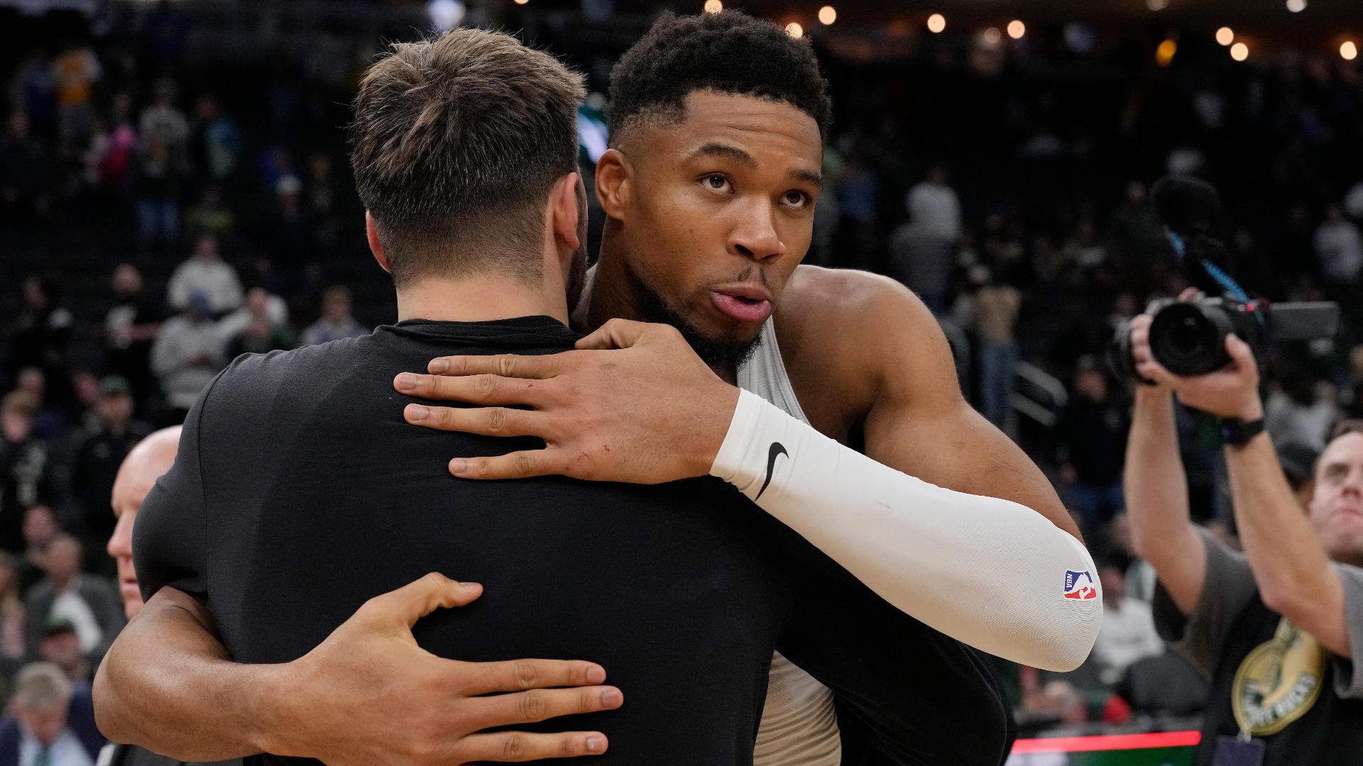 Ref keeps game ball from Luka and Lakers
