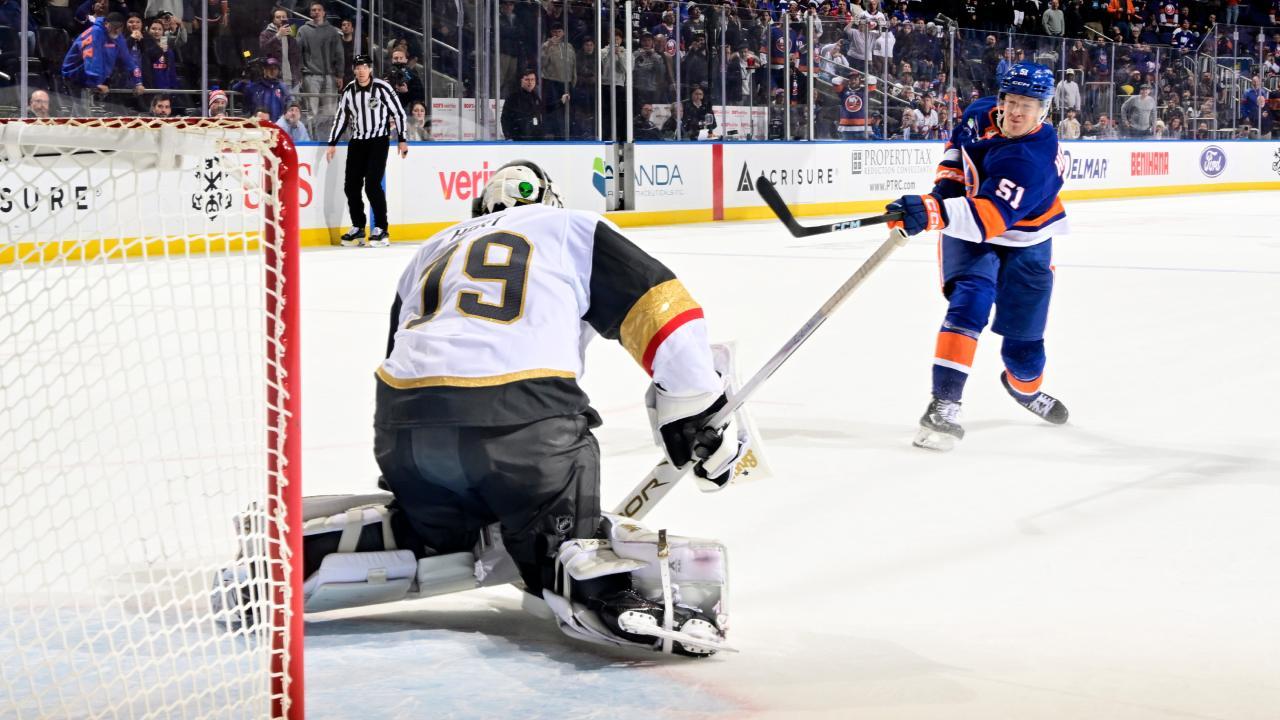 Emil Heineman wins it for Islanders in shootout
